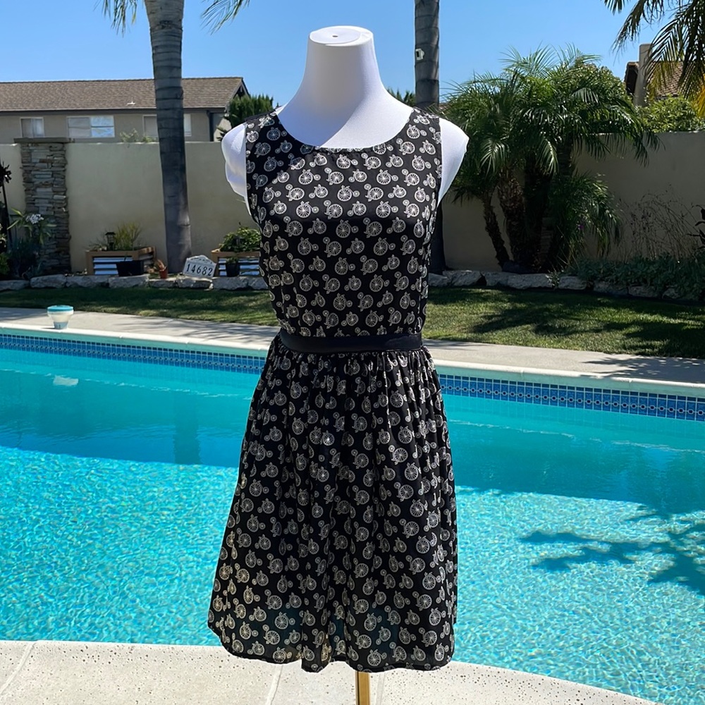 Bicycle themed, open-back black & white dress by bar III | Size S